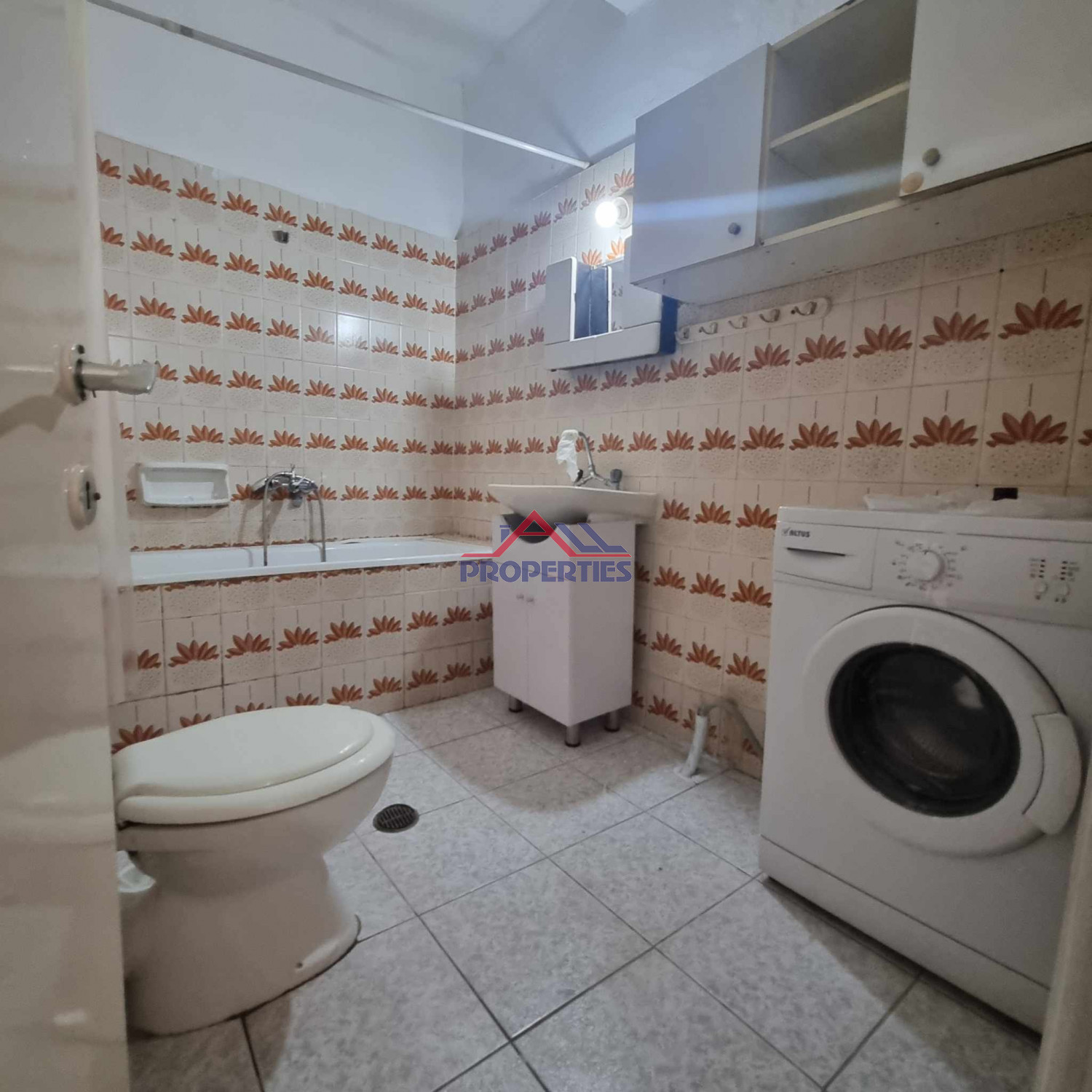 1628